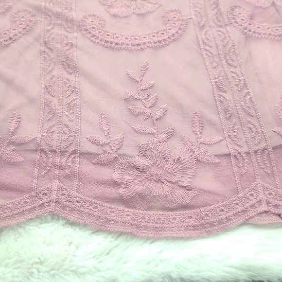 PINKBLUSH Lace Maxi Dress - Picture 10 of 16